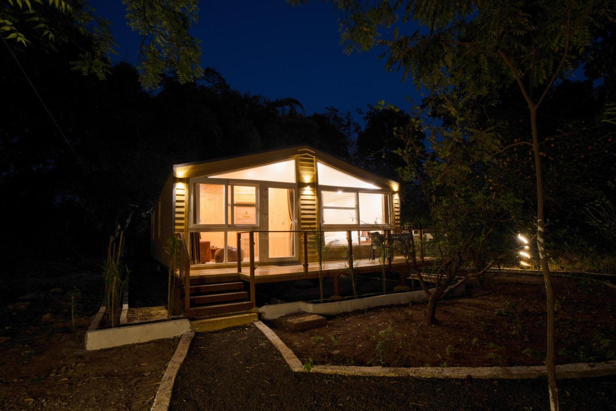 Treebo Premium Mowgli'S Den, Pench Hotel Khawasa Exterior photo