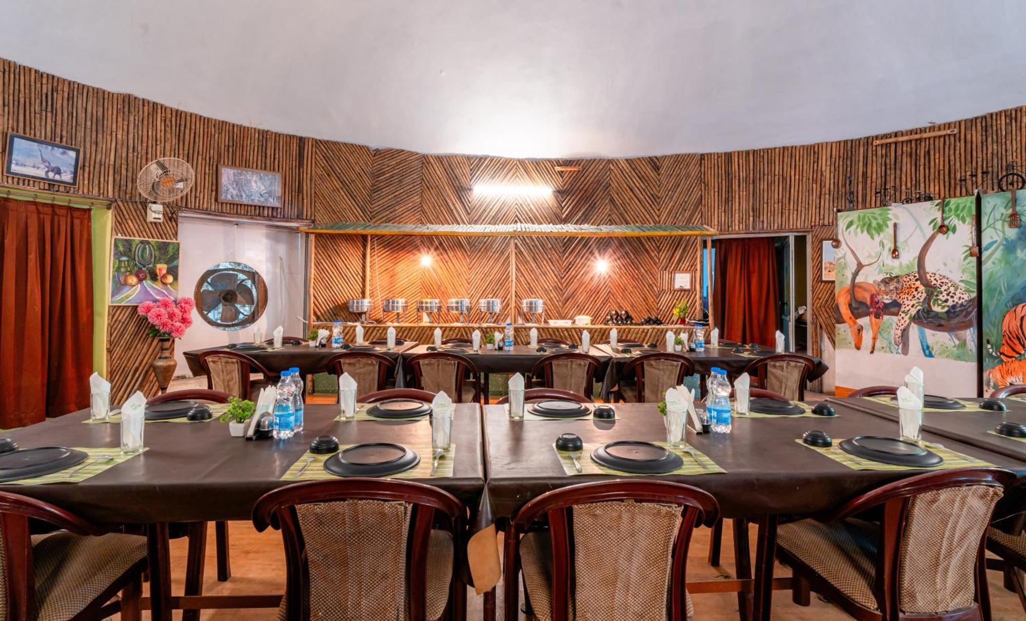 Treebo Premium Mowgli'S Den, Pench Hotel Khawasa Exterior photo