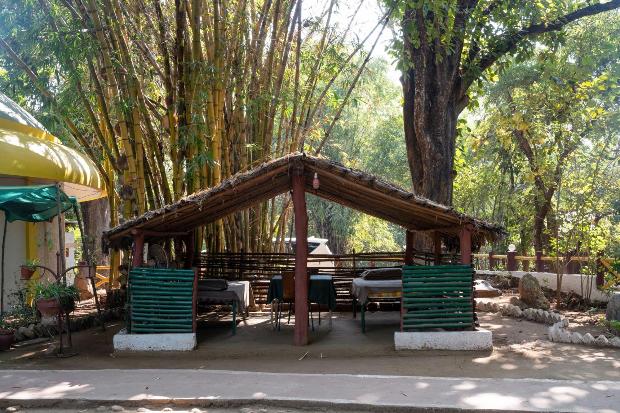 Treebo Premium Mowgli'S Den, Pench Hotel Khawasa Exterior photo