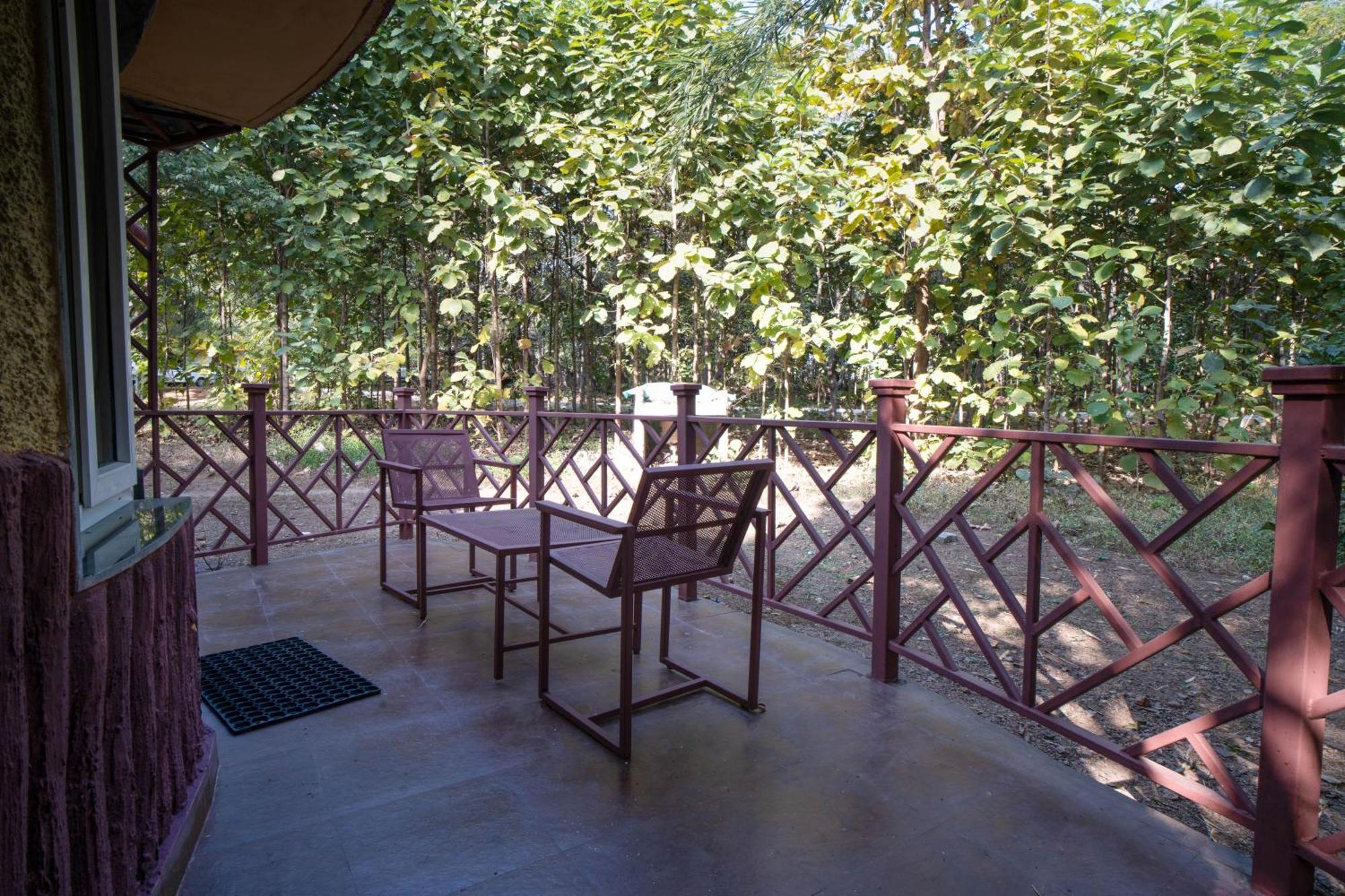 Treebo Premium Mowgli'S Den, Pench Hotel Khawasa Exterior photo