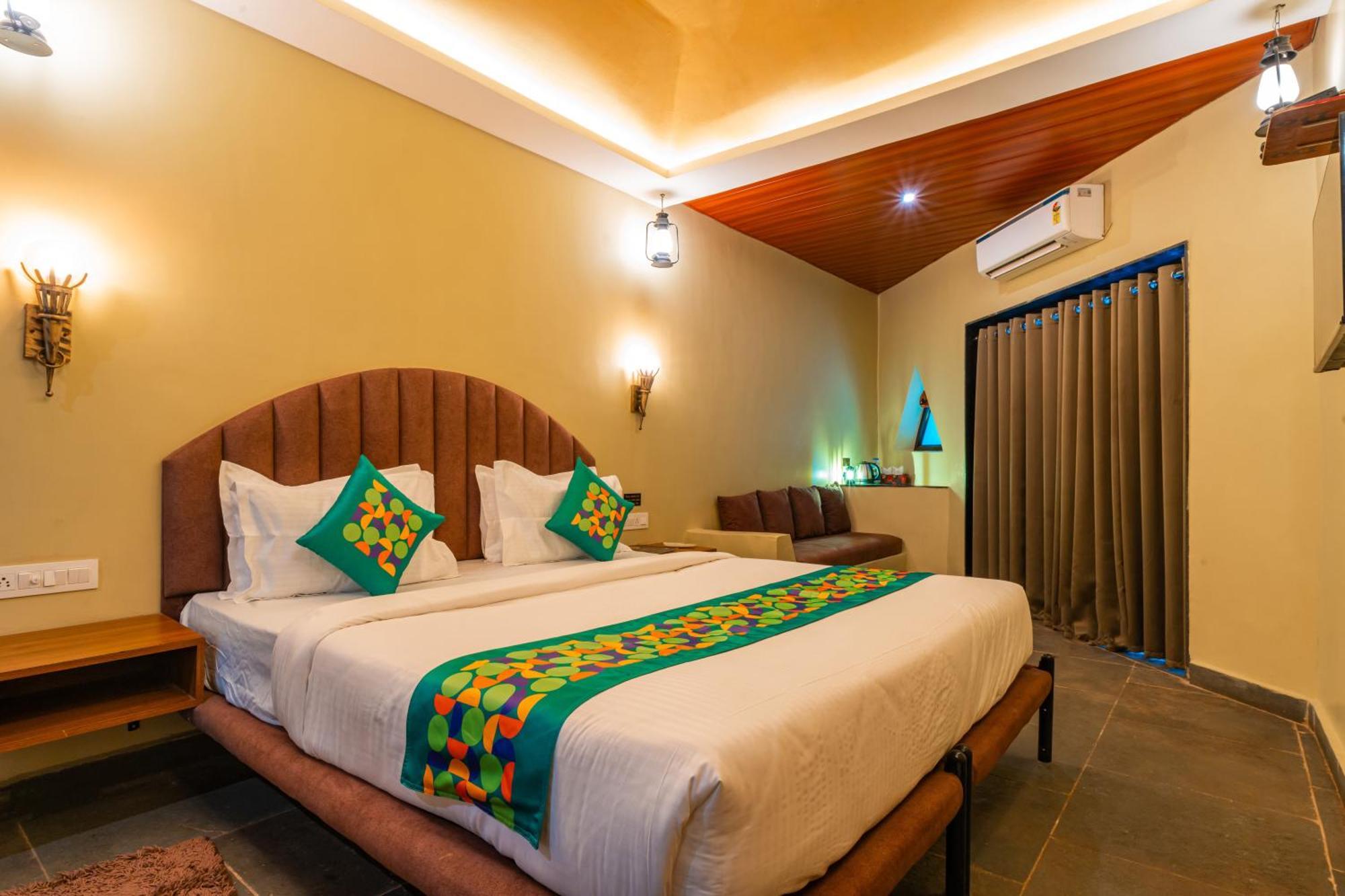 Treebo Premium Mowgli'S Den, Pench Hotel Khawasa Exterior photo